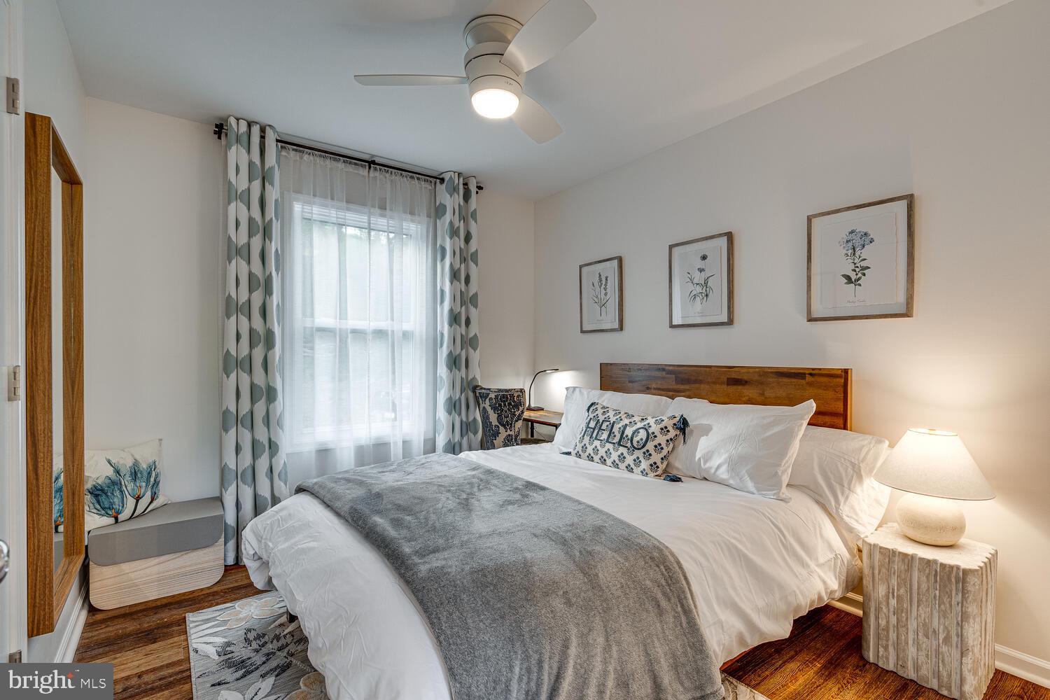 1850 GOONEY MANOR LOOP