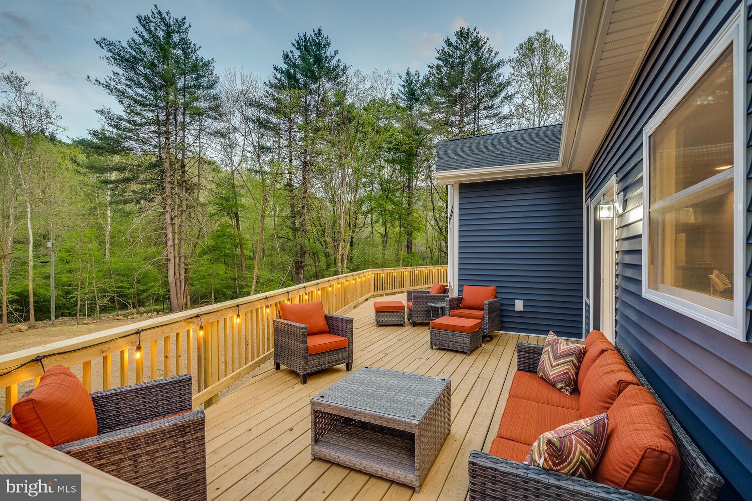 1850 GOONEY MANOR LOOP