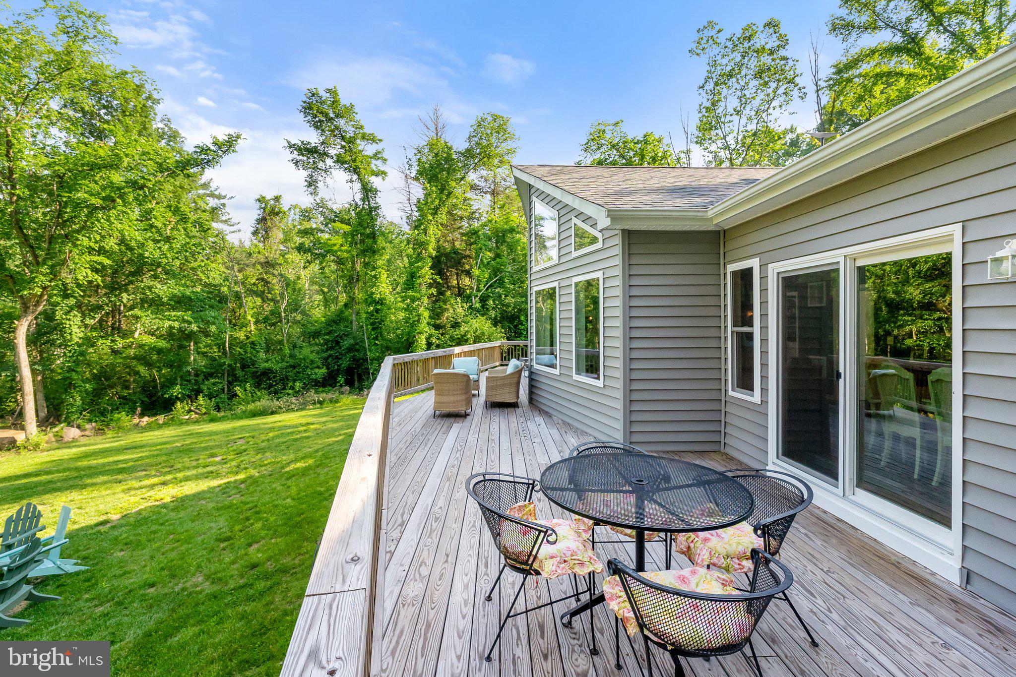 1820 GOONEY MANOR LOOP