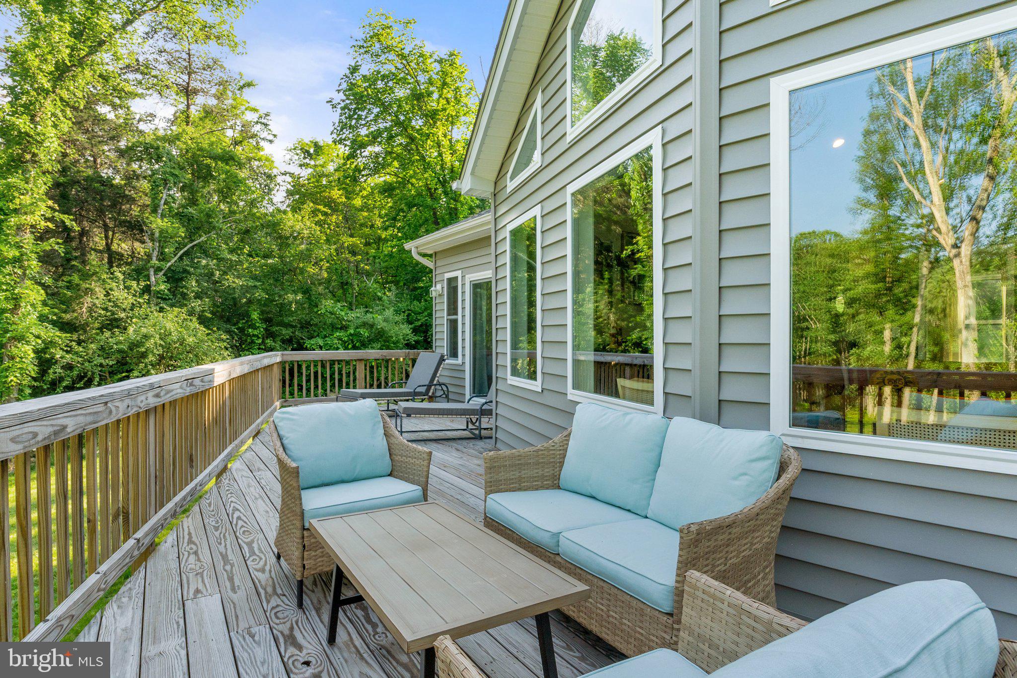 1820 GOONEY MANOR LOOP