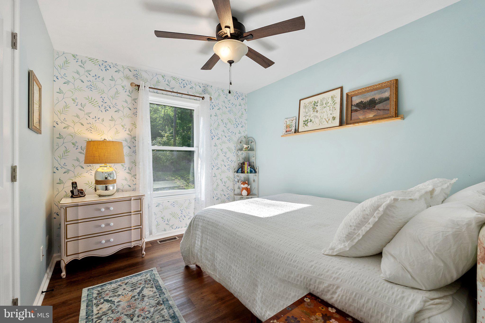 1820 GOONEY MANOR LOOP