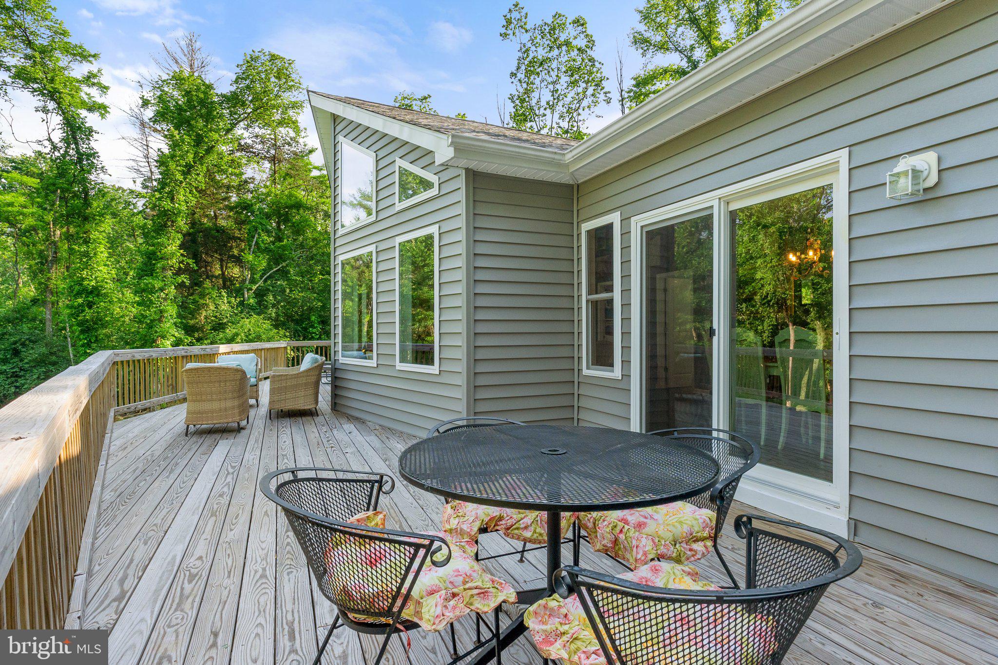 1820 GOONEY MANOR LOOP