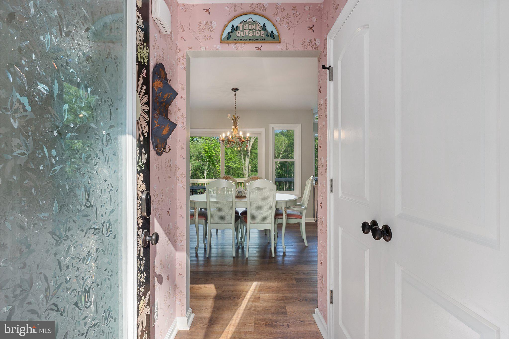 1820 GOONEY MANOR LOOP
