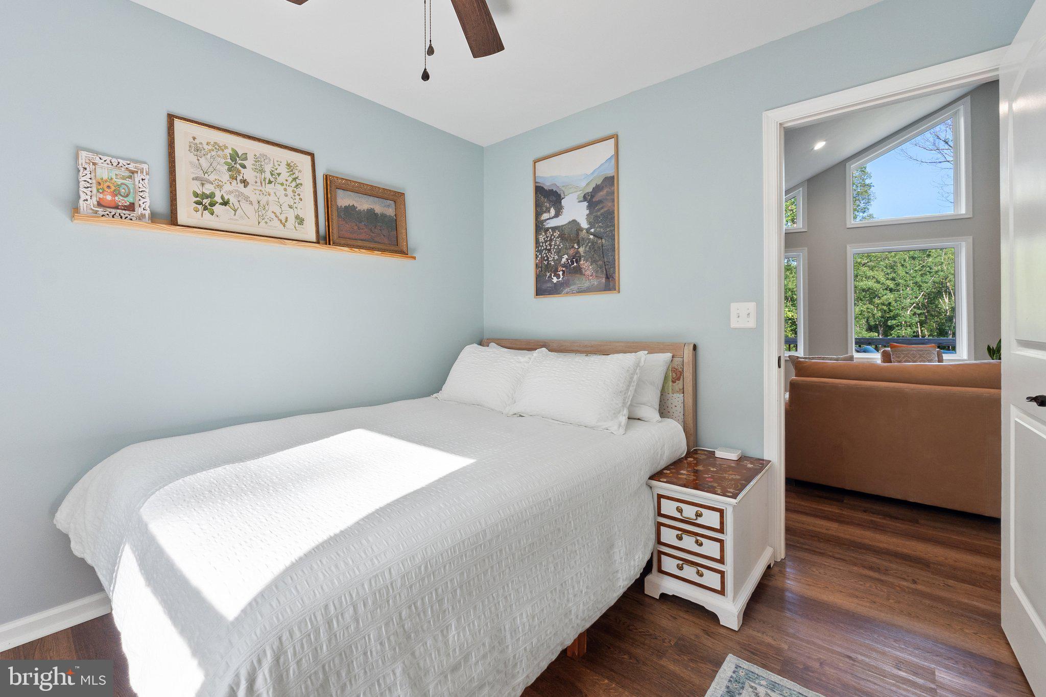 1820 GOONEY MANOR LOOP