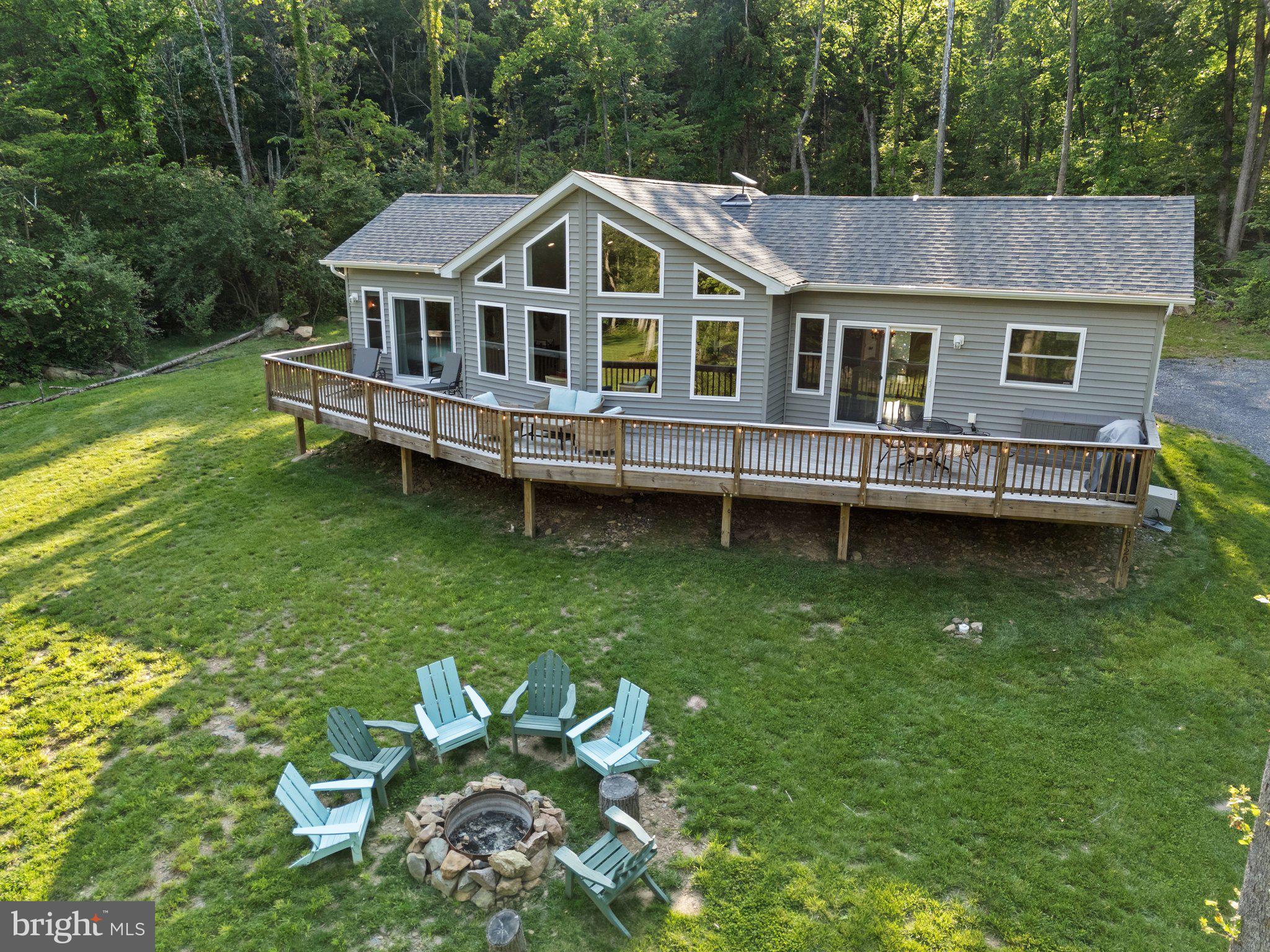 1820 GOONEY MANOR LOOP