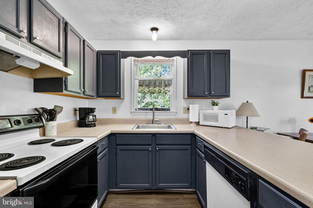 102 HALL ROAD
