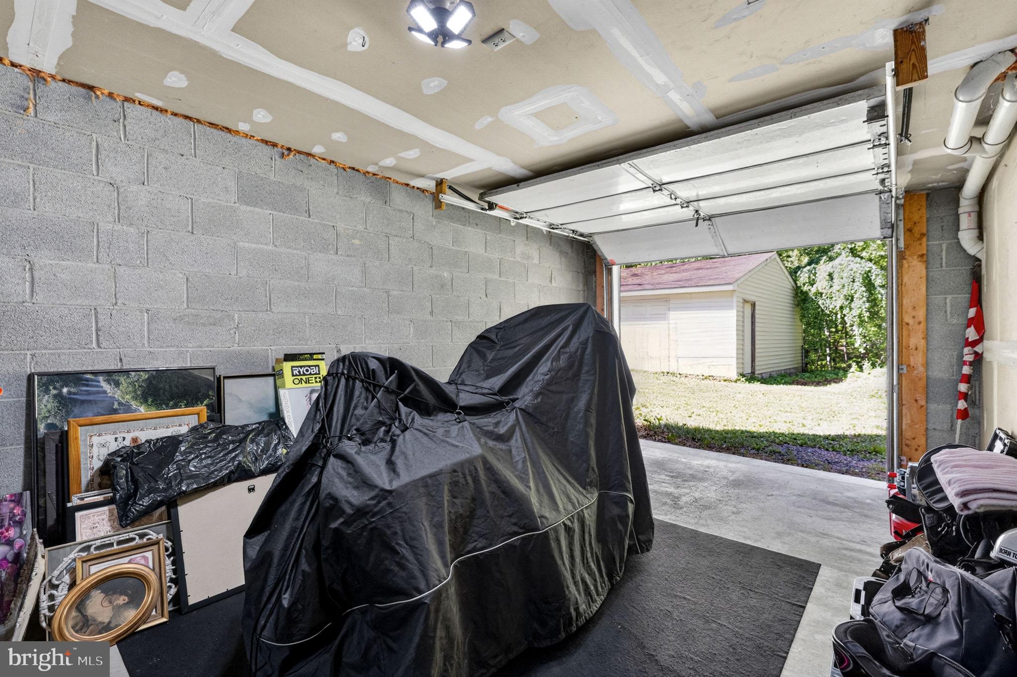 102 HALL ROAD