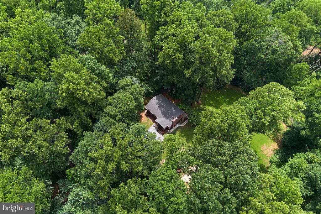 132 WOODPECKER WAY