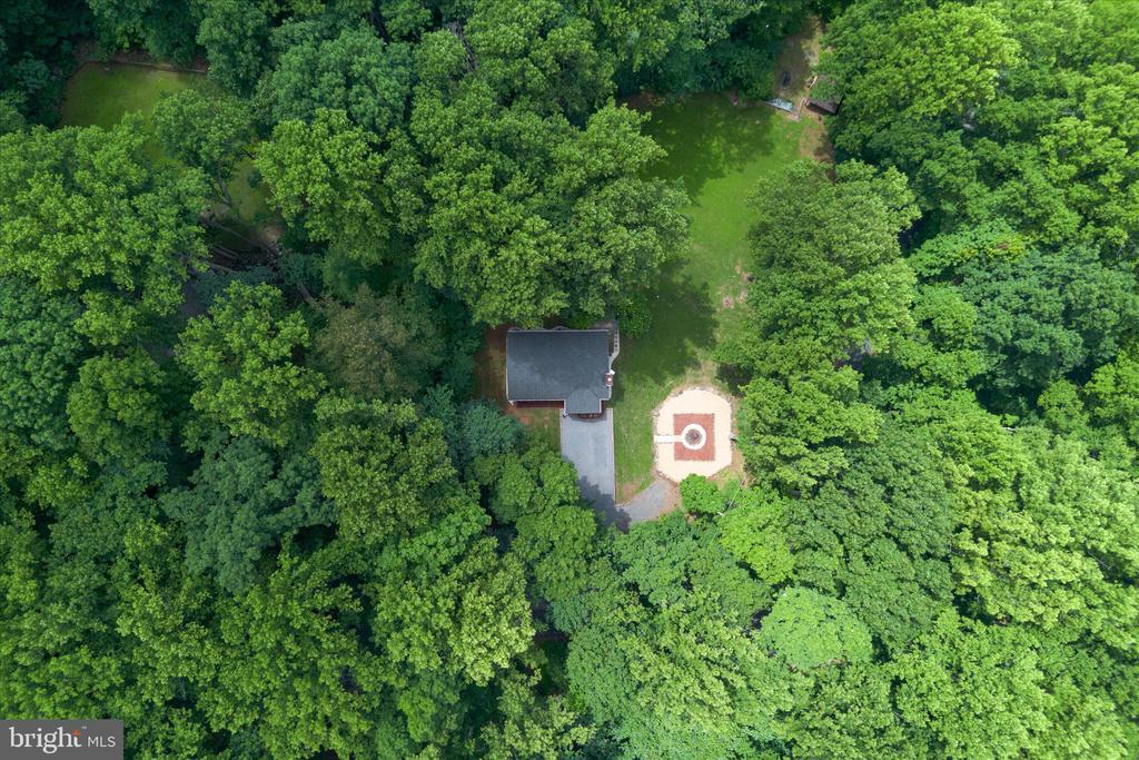 132 WOODPECKER WAY
