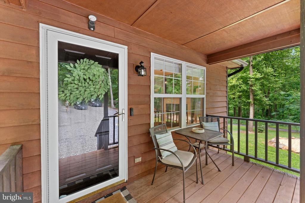 132 WOODPECKER WAY