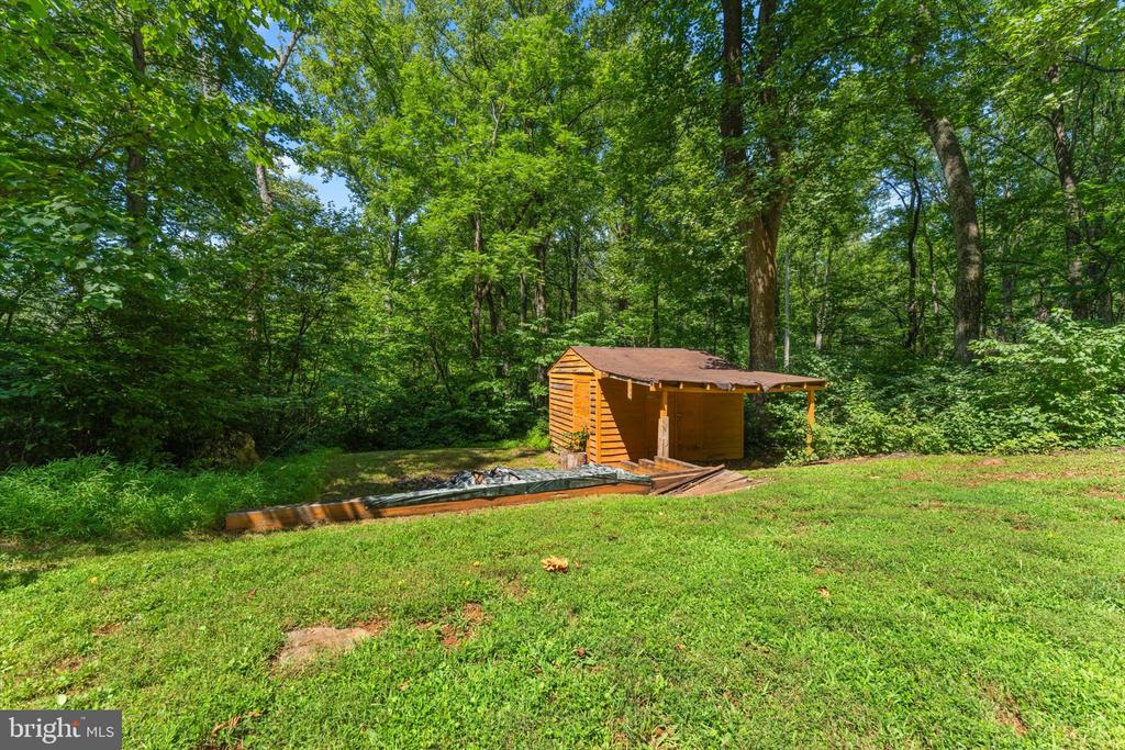 132 WOODPECKER WAY