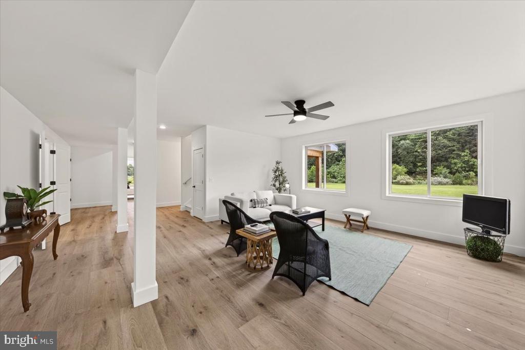 720 GOONEY MANOR LOOP