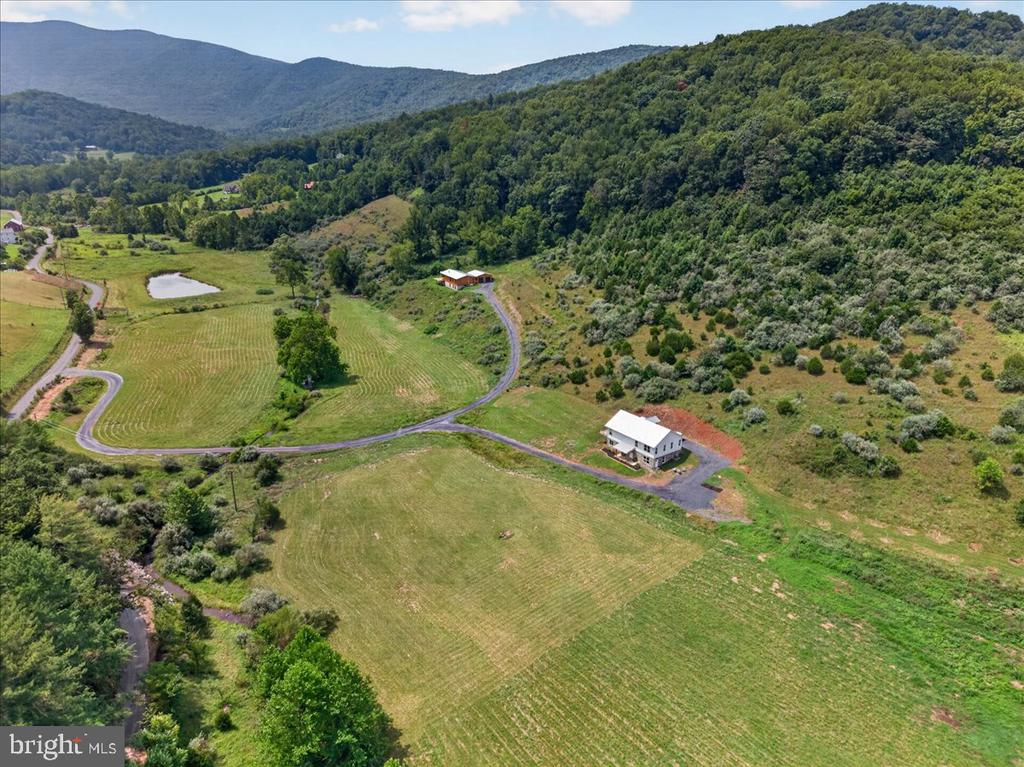 720 GOONEY MANOR LOOP