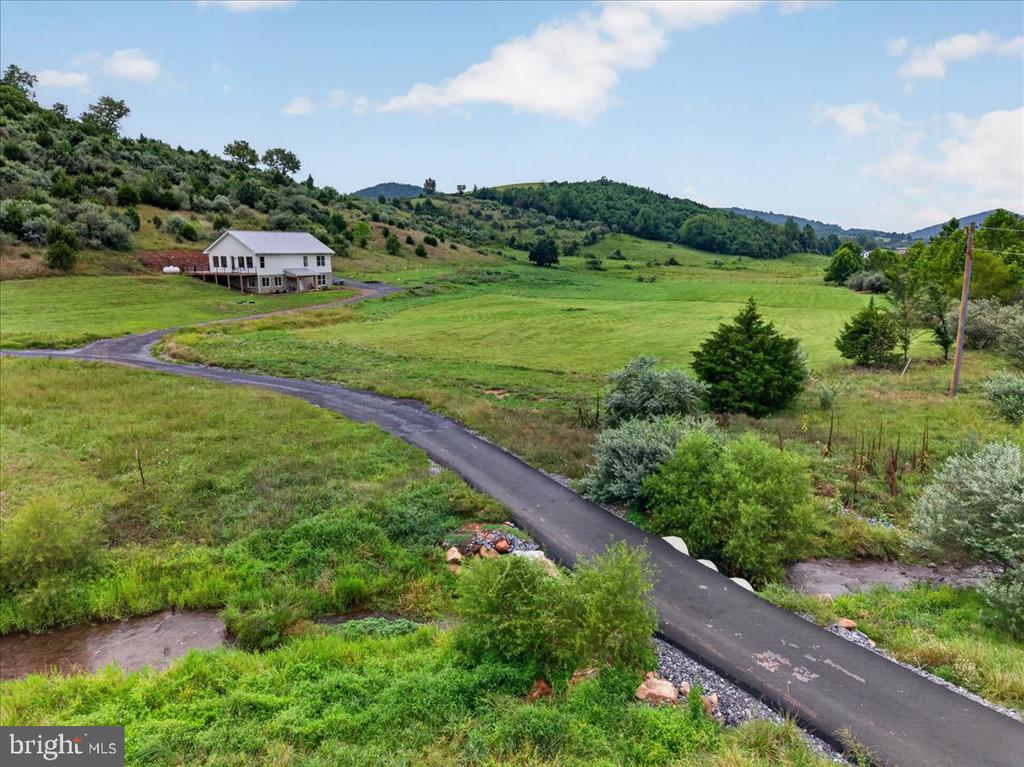 720 GOONEY MANOR LOOP