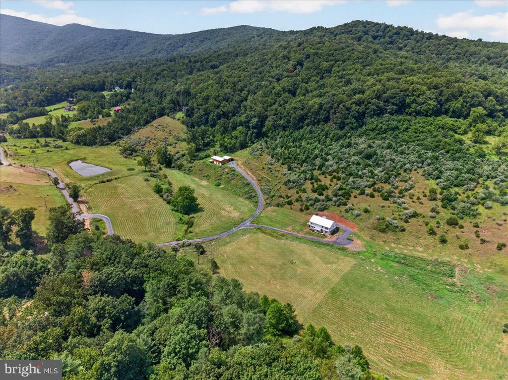 720 GOONEY MANOR LOOP