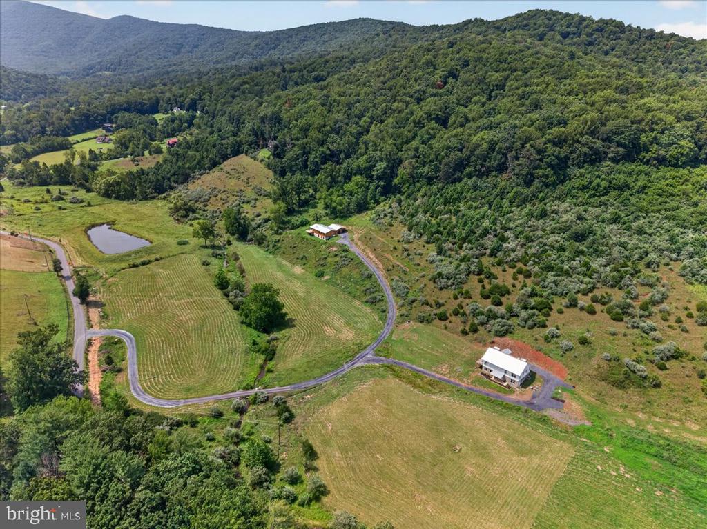 720 GOONEY MANOR LOOP