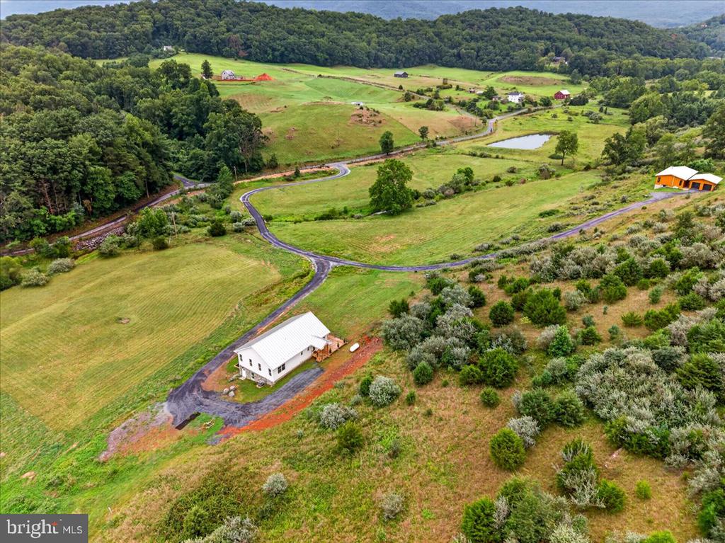 720 GOONEY MANOR LOOP