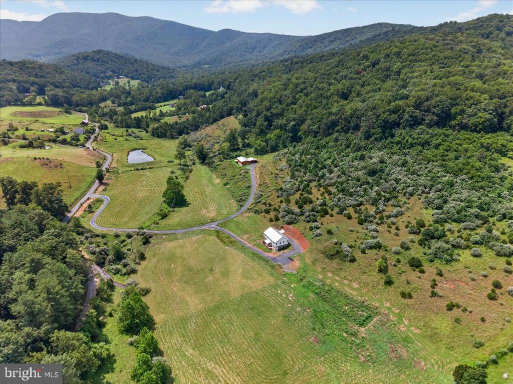 720 GOONEY MANOR LOOP