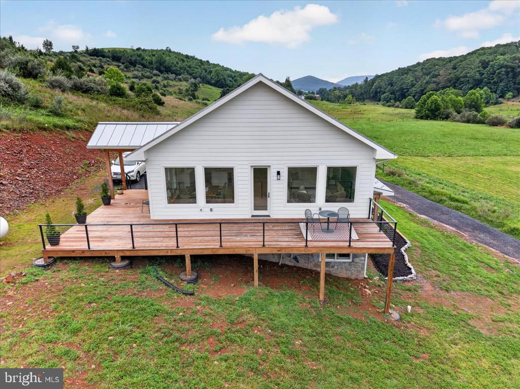 720 GOONEY MANOR LOOP
