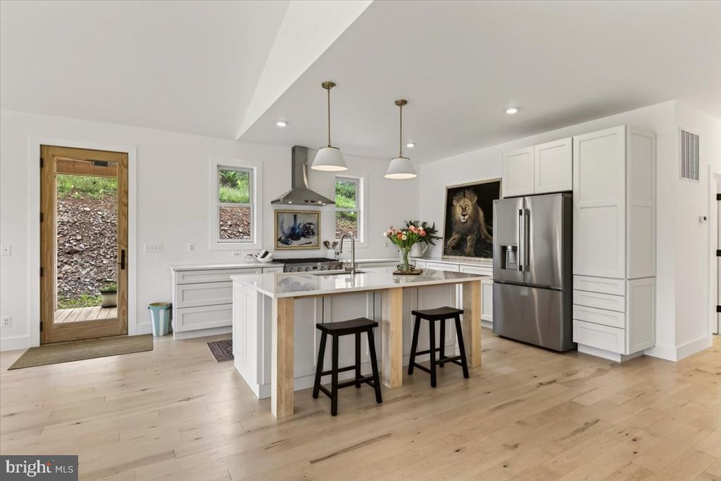 720 GOONEY MANOR LOOP