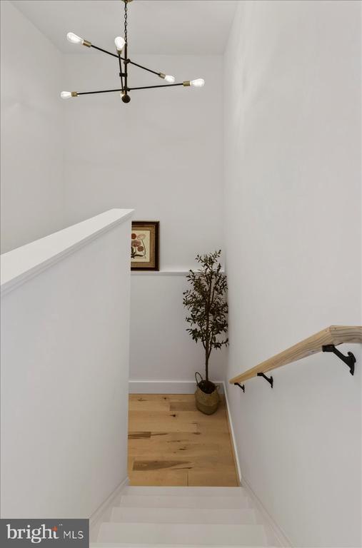 720 GOONEY MANOR LOOP
