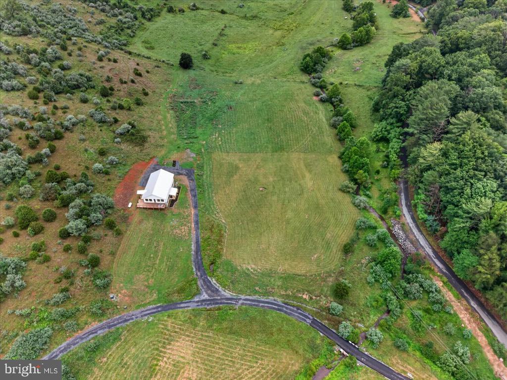 720 GOONEY MANOR LOOP