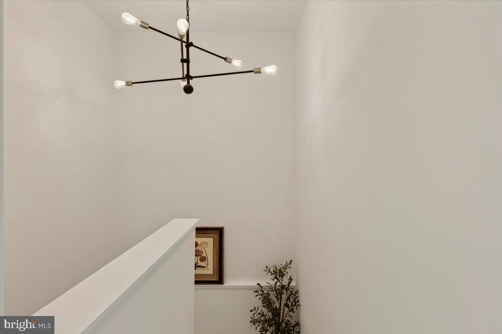 720 GOONEY MANOR LOOP