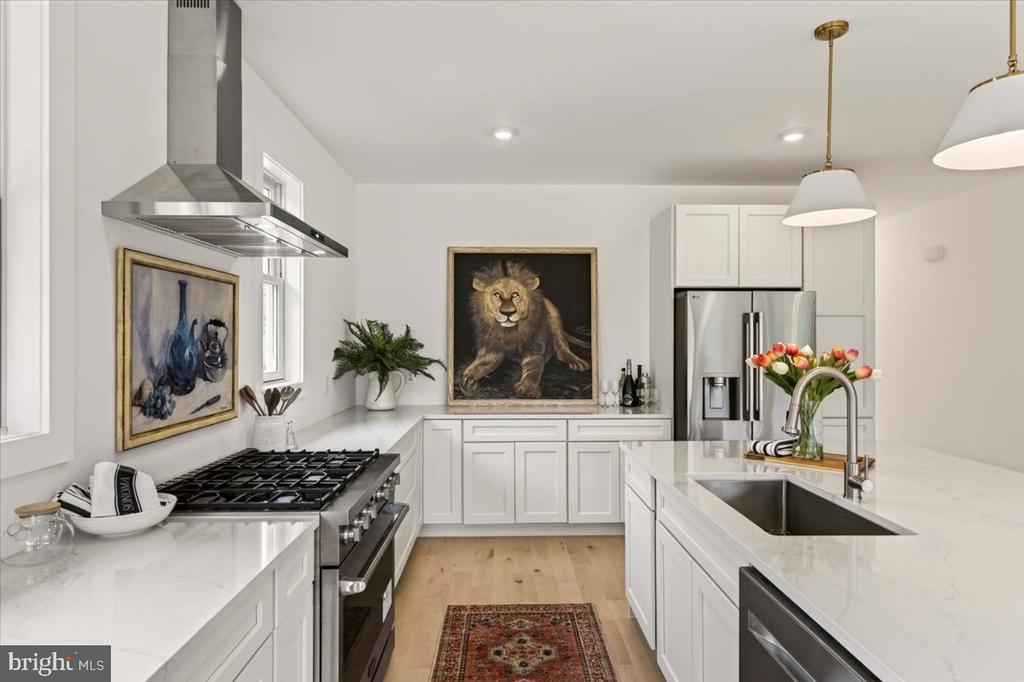 720 GOONEY MANOR LOOP