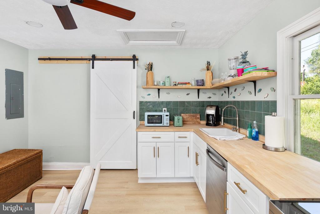1412 OLD WINCHESTER PIKE
