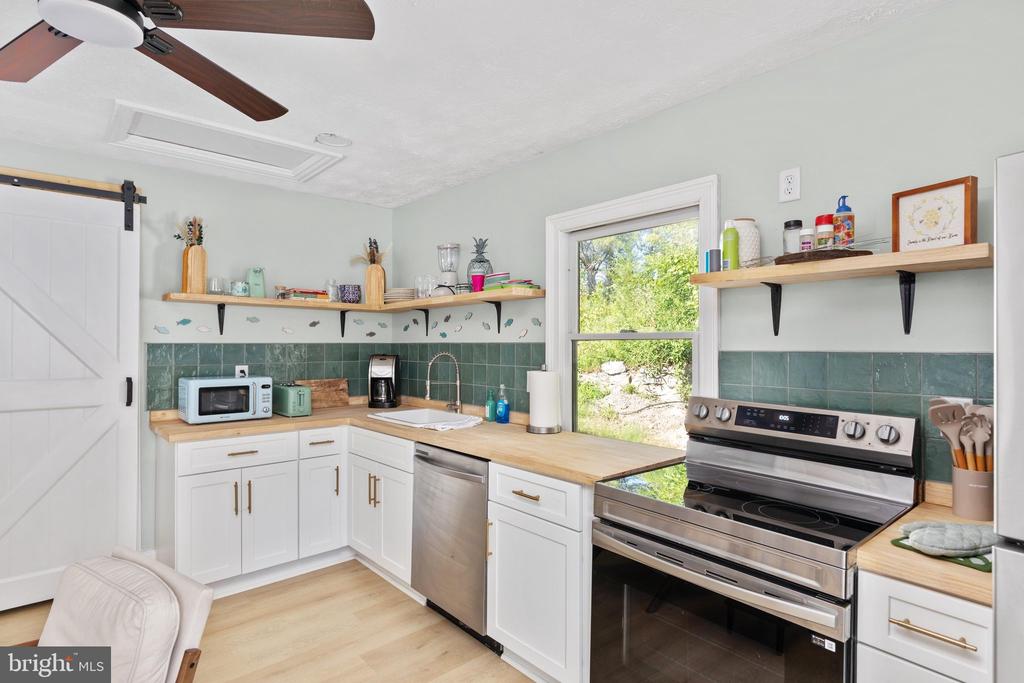 1412 OLD WINCHESTER PIKE