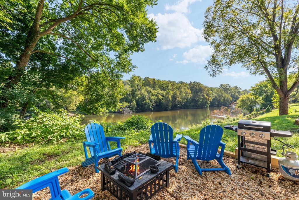 1412 OLD WINCHESTER PIKE