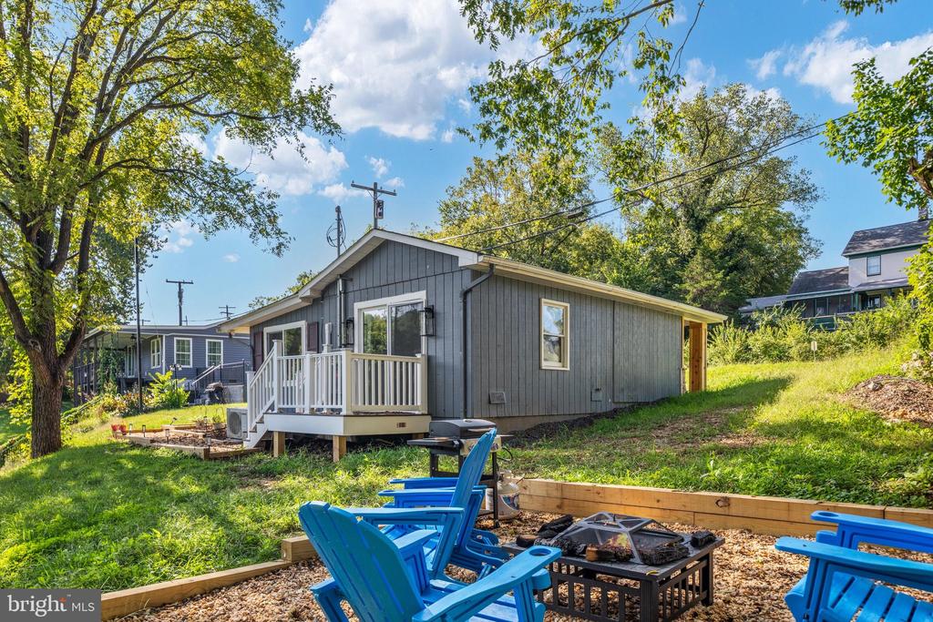 1412 OLD WINCHESTER PIKE