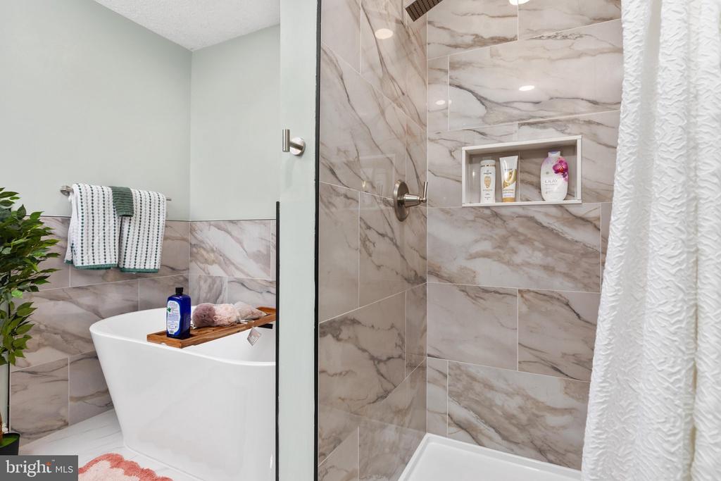 1412 OLD WINCHESTER PIKE