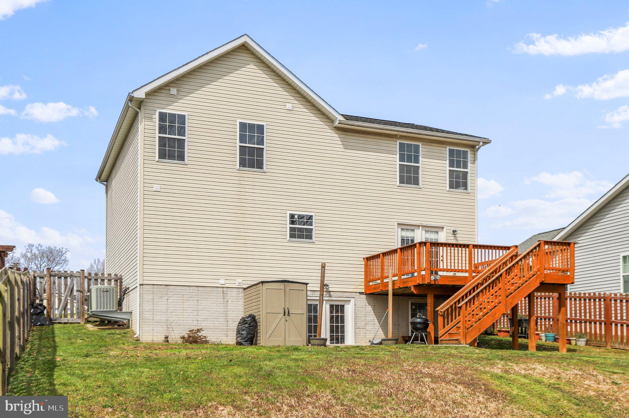 32 SEAL DRIVE