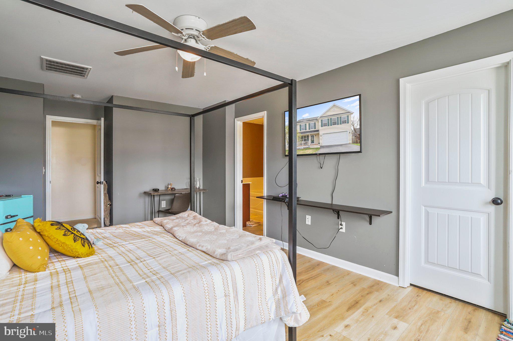 32 SEAL DRIVE