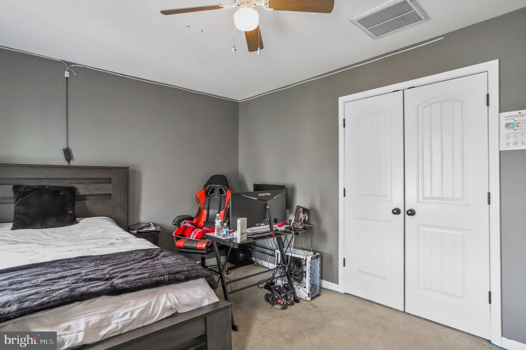 32 SEAL DRIVE