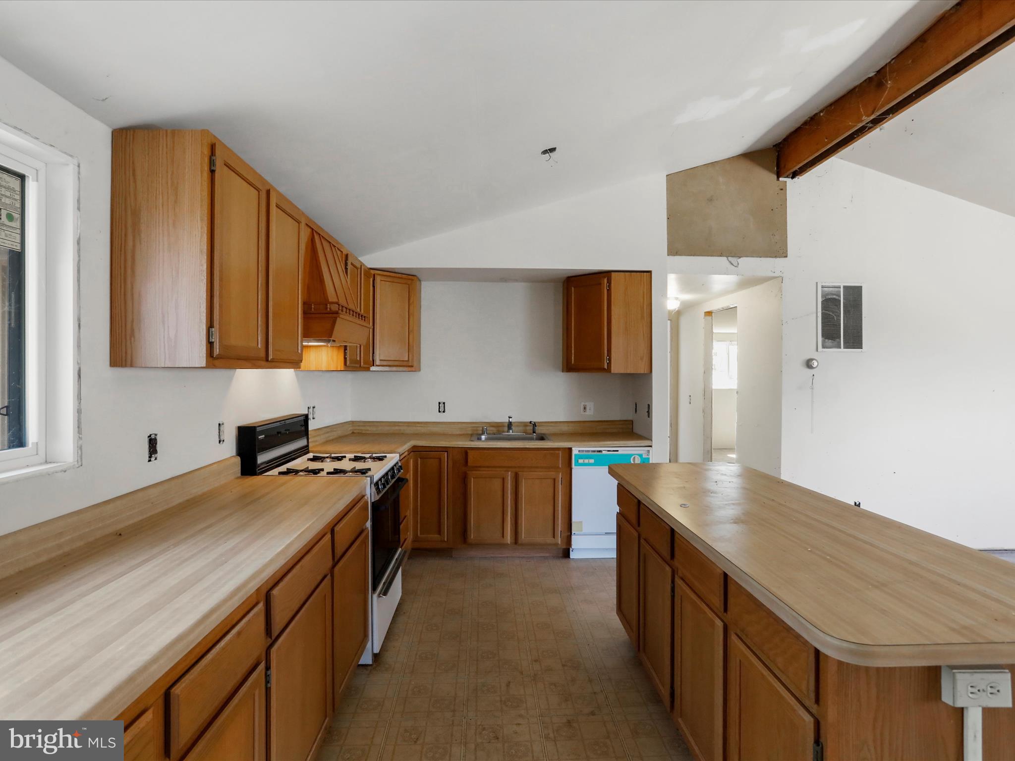 388 FRAGRANCE LANE