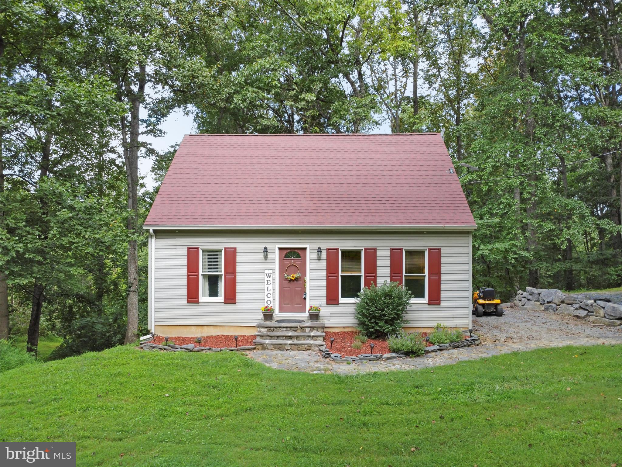 716 SAPWOOD DRIVE
