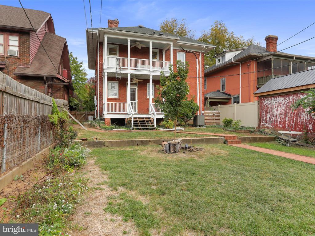 106 N TENNESSEE AVENUE