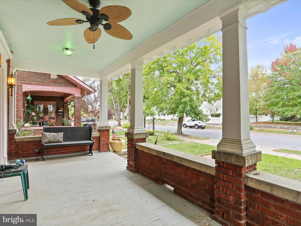 106 N TENNESSEE AVENUE