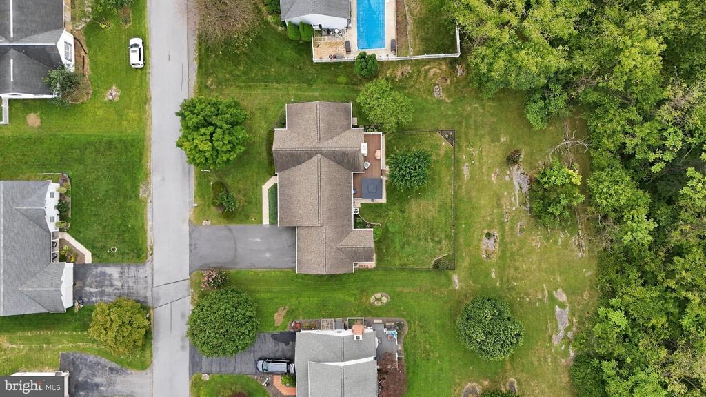 160 DARTMOUTH LANE