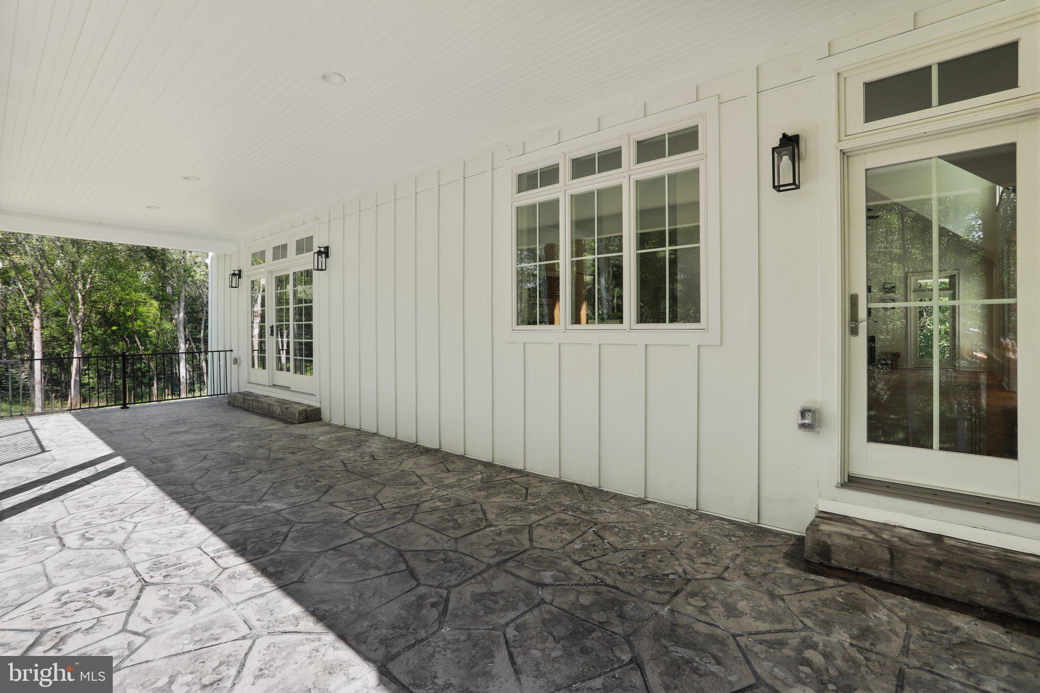 73 QUAIL WOODS DRIVE