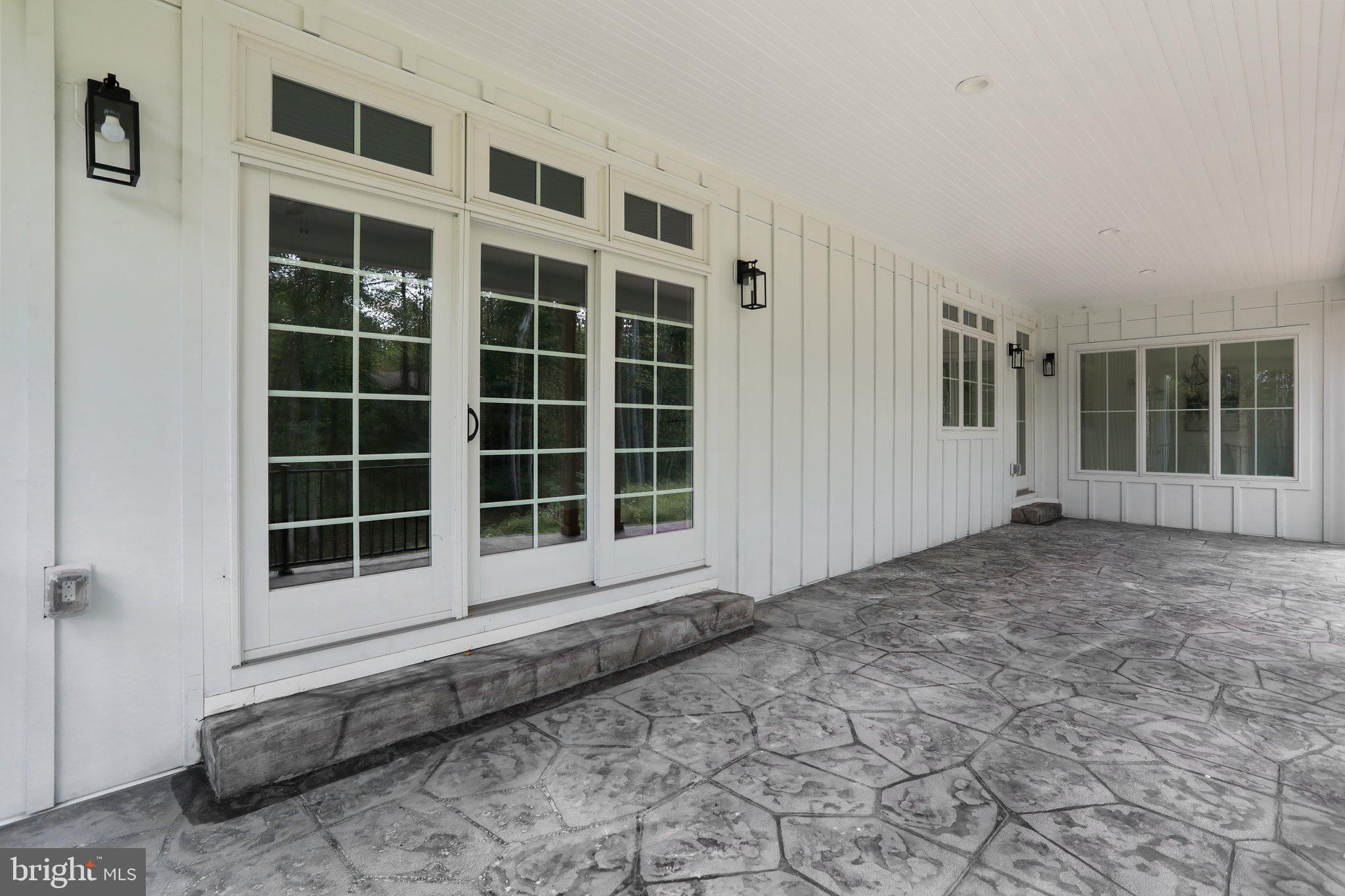 73 QUAIL WOODS DRIVE