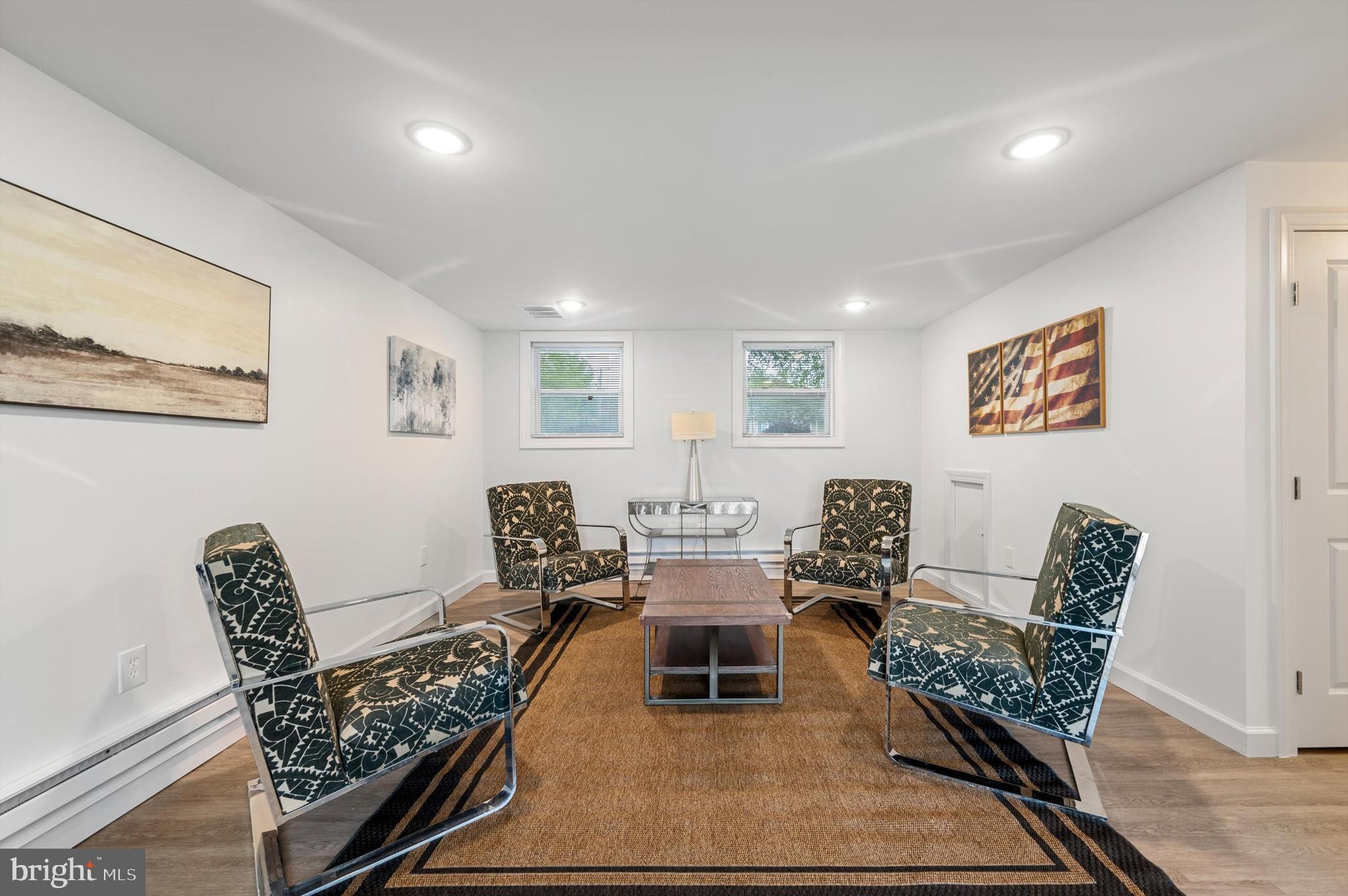 1086 TUSCAWILLA DRIVE