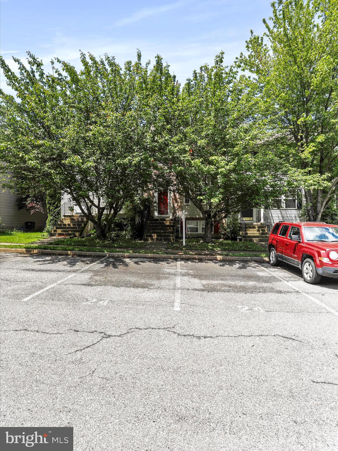 24 HOLMES DRIVE