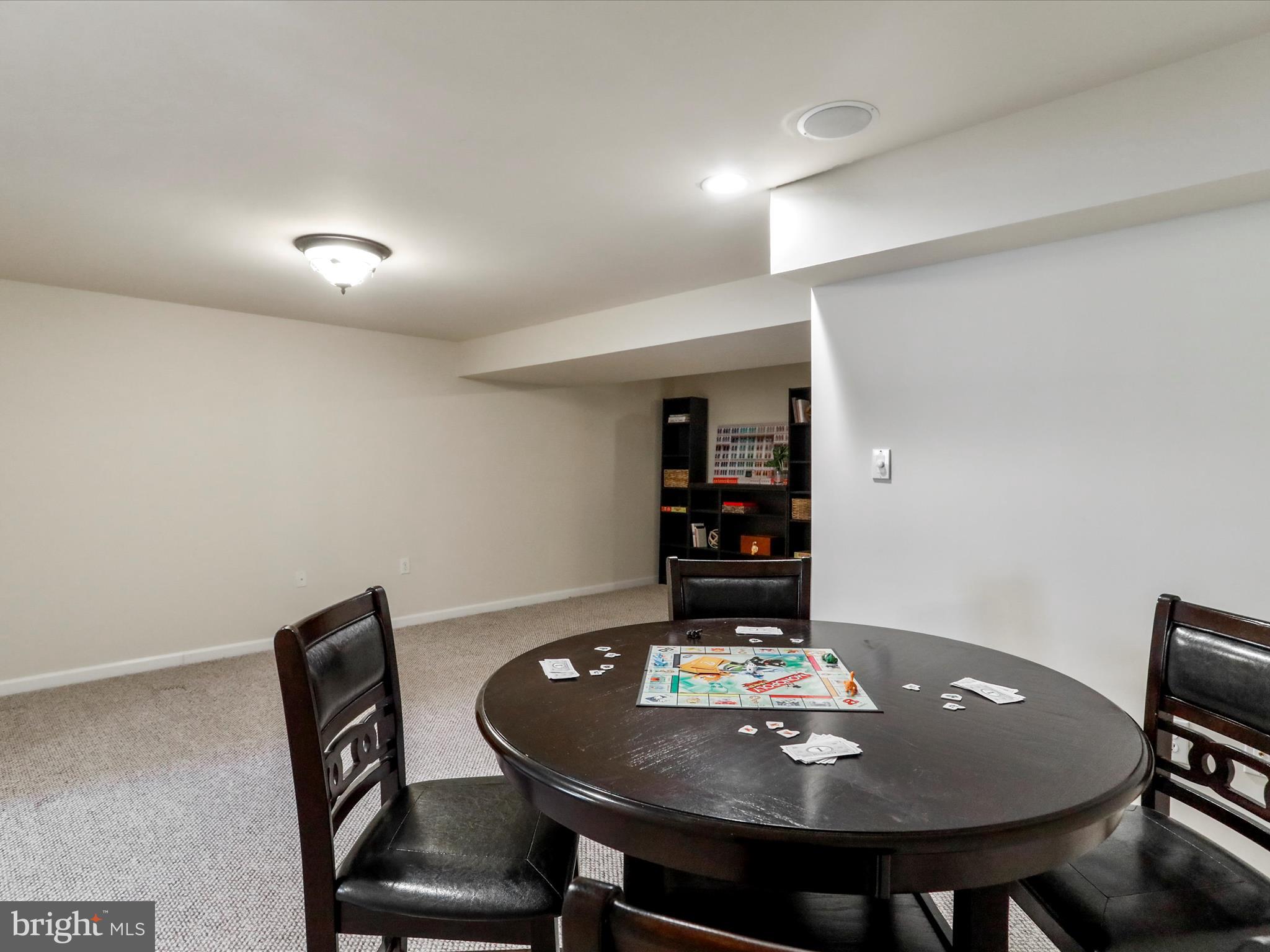 24 HOLMES DRIVE