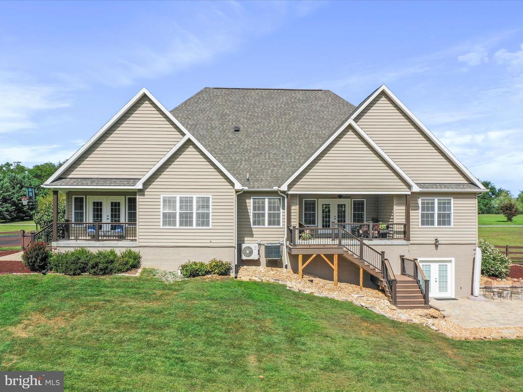 441 CHESSIE LANE