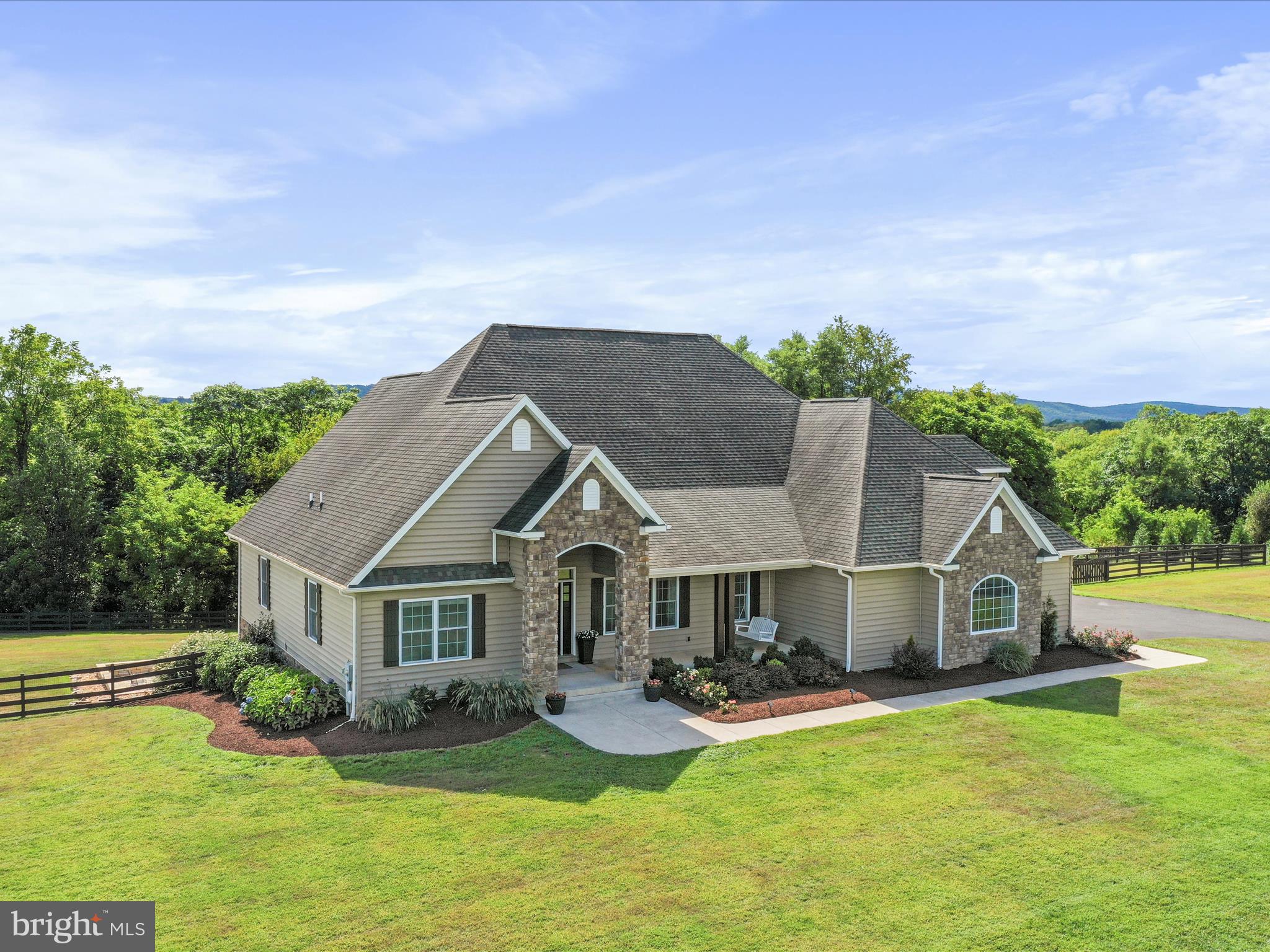 441 CHESSIE LANE