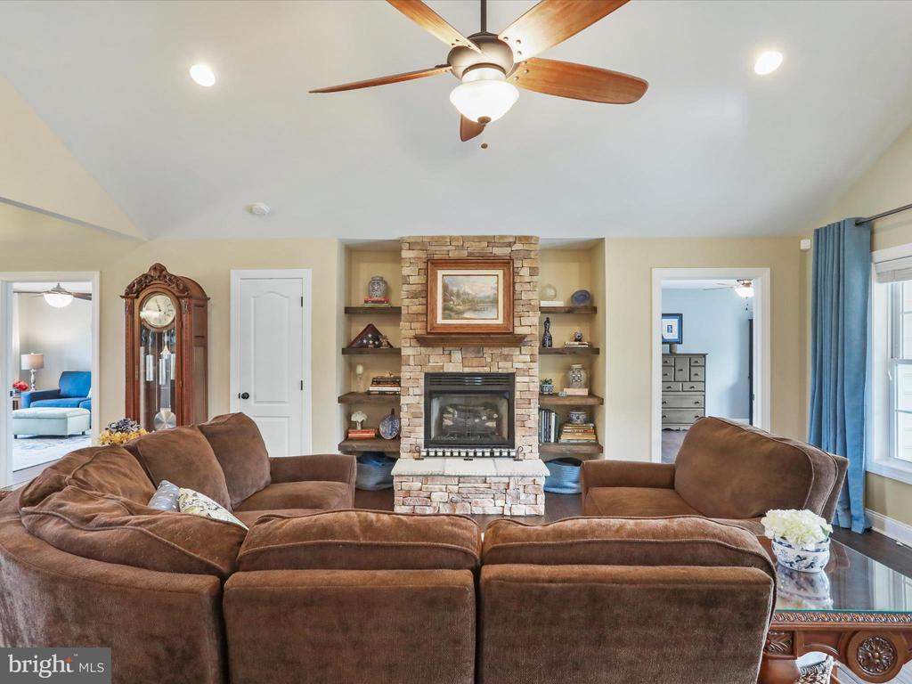 441 CHESSIE LANE