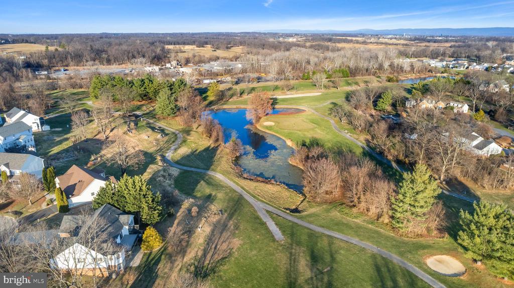 22 BROOKLINE CIRCLE